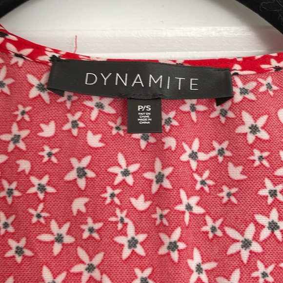 Dynamite re flower dress - Picture 3 of 6